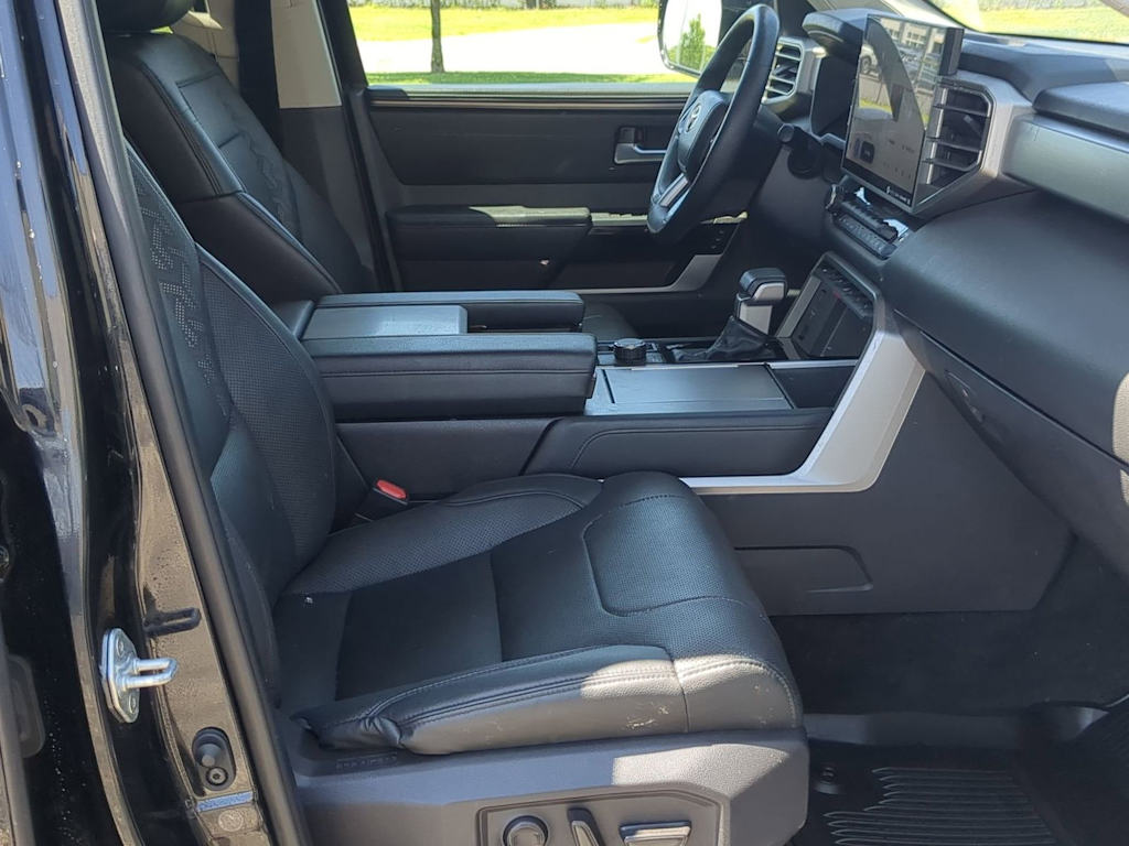 Thumbnail: 2024 Toyota Sequoia - 11