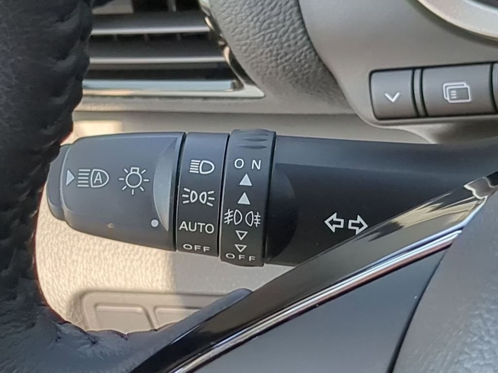 Thumbnail: 2026 Mitsubishi Eclipse Cross - 32