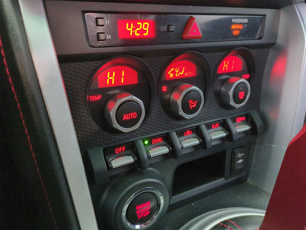 Thumbnail: 2016 Subaru BRZ - 30