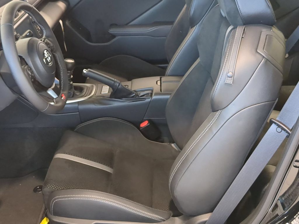 Thumbnail: 2026 Toyota GR86 - 6