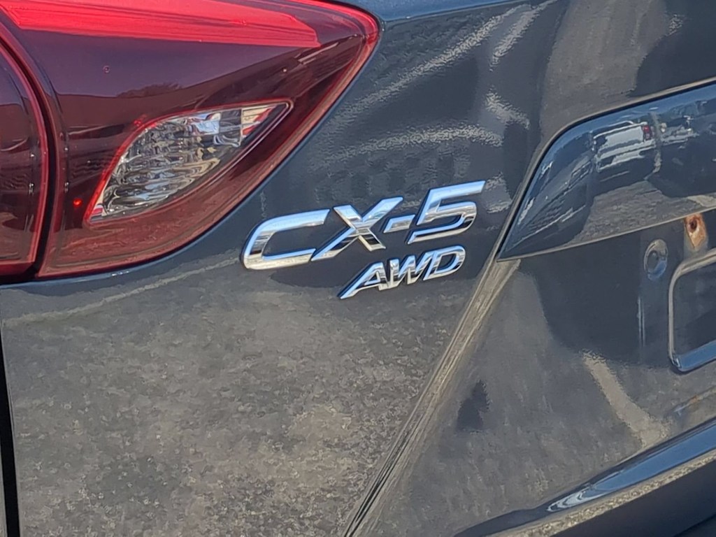 Thumbnail: 2016 Mazda CX-5 - 23