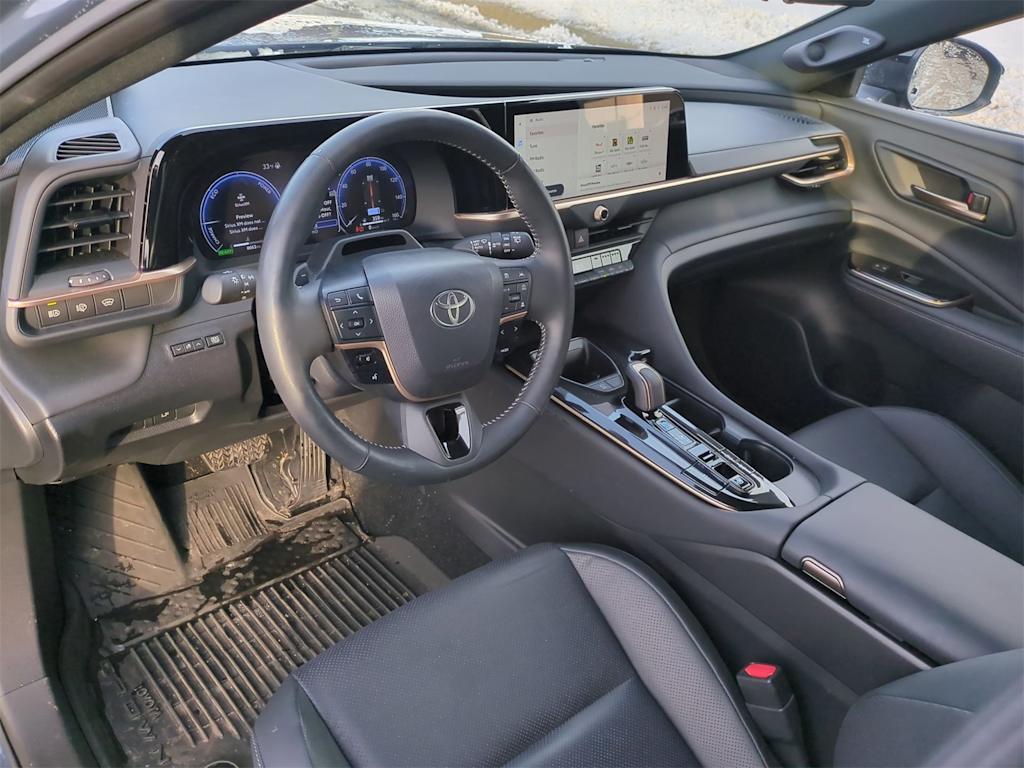 Thumbnail: 2025 Toyota Crown Signia - 2