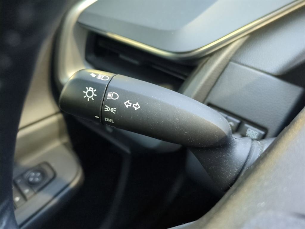 Thumbnail: 2023 Toyota Prius - 30