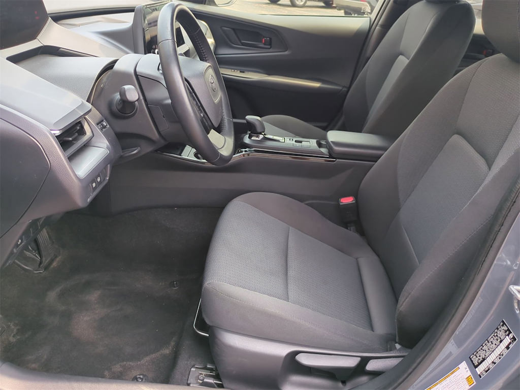 Thumbnail: 2024 Toyota Prius - 10