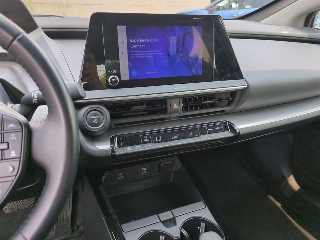 Thumbnail: 2024 Toyota Prius - 14