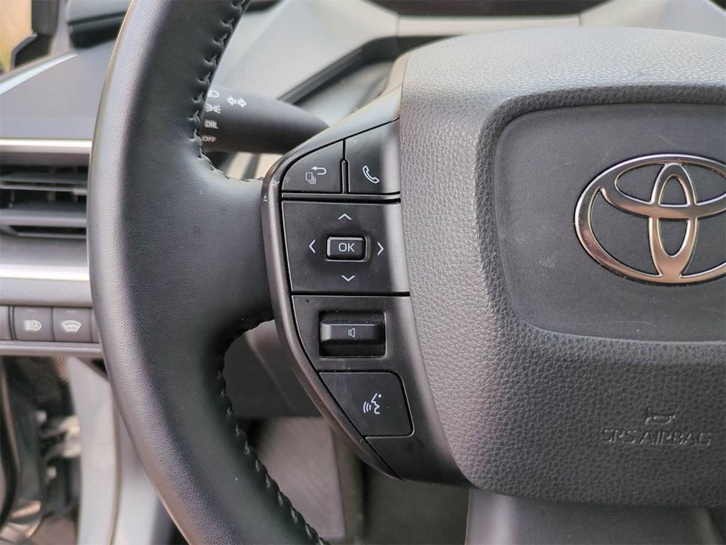 Thumbnail: 2024 Toyota Prius - 25