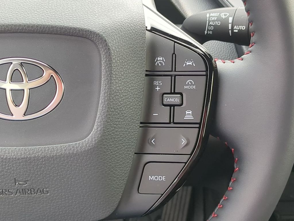 Thumbnail: 2026 Toyota Prius v - 29