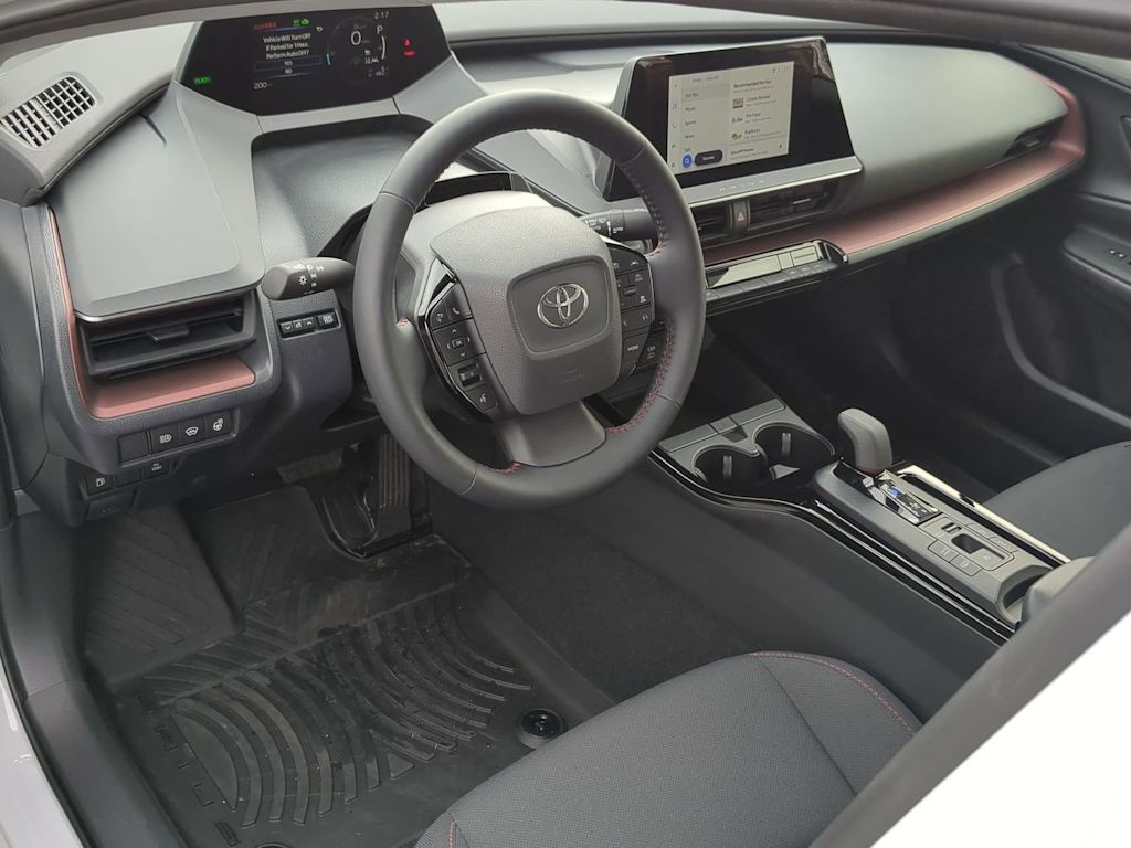 Thumbnail: 2026 Toyota Prius v - 2