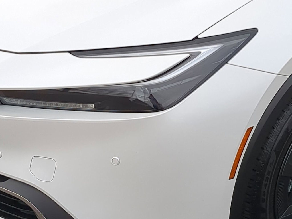 Thumbnail: 2026 Toyota Prius v - 23