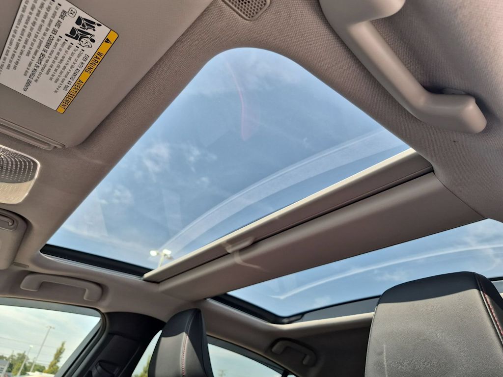 Thumbnail: 2026 Toyota Prius v - 26