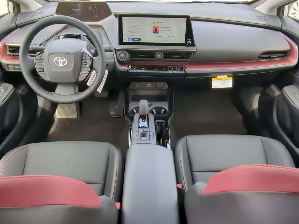 Thumbnail: 2026 Toyota Prius v - 8