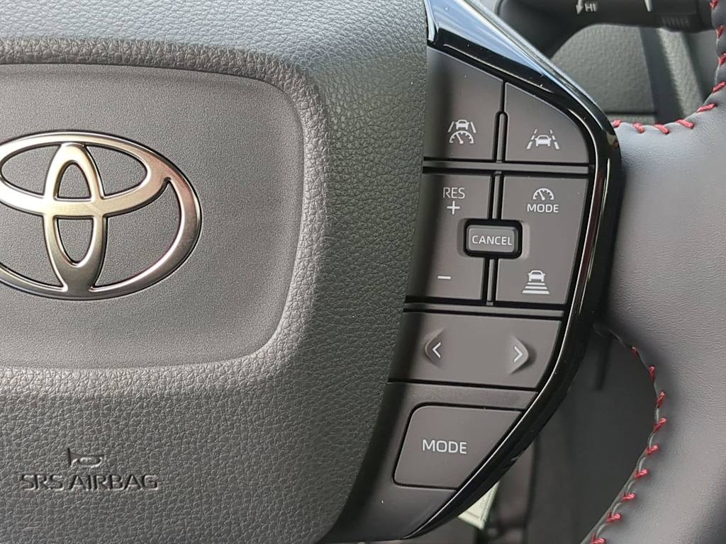 Thumbnail: 2026 Toyota Prius v - 29