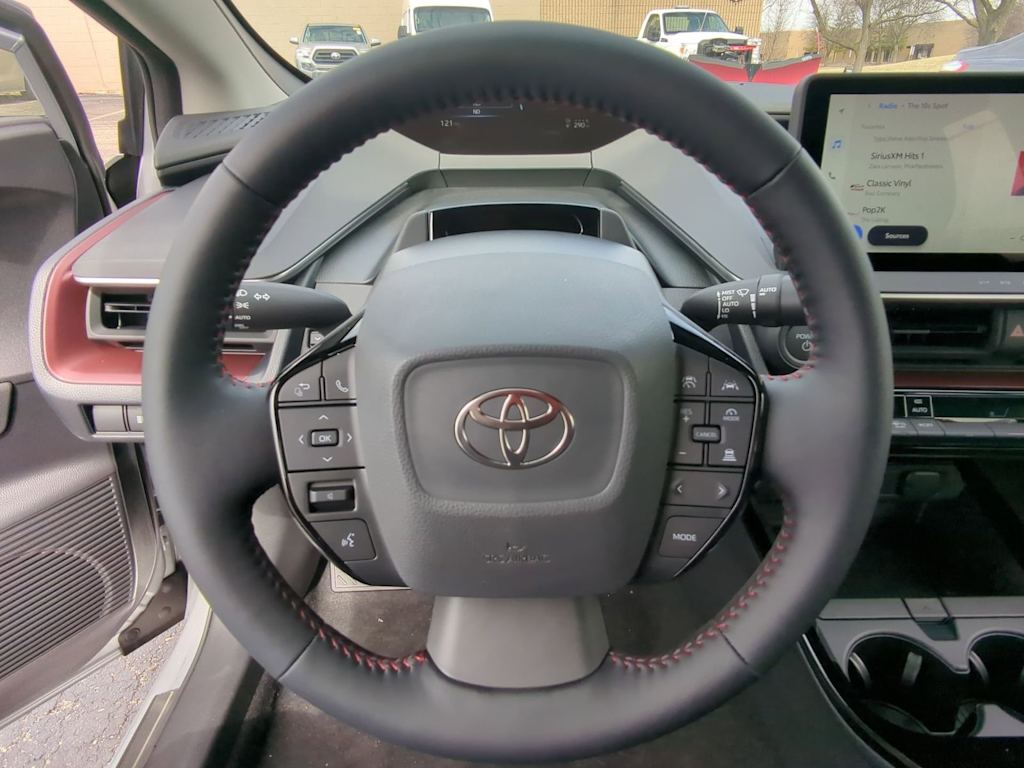 Thumbnail: 2026 Toyota Prius v - 12