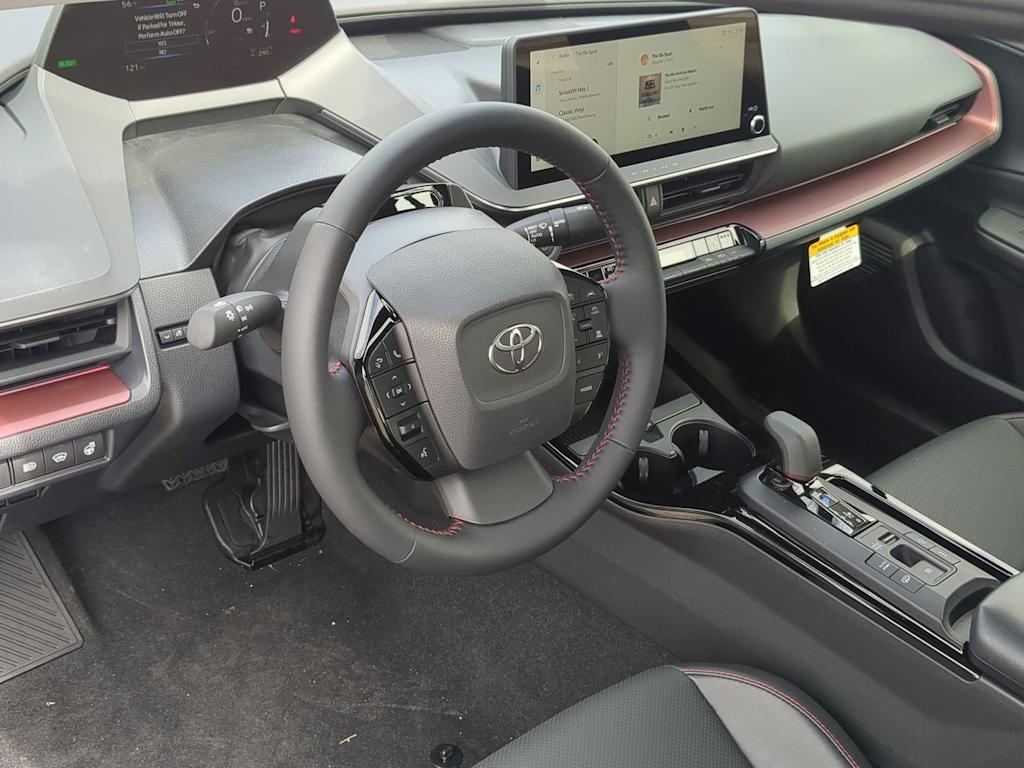 Thumbnail: 2026 Toyota Prius v - 2