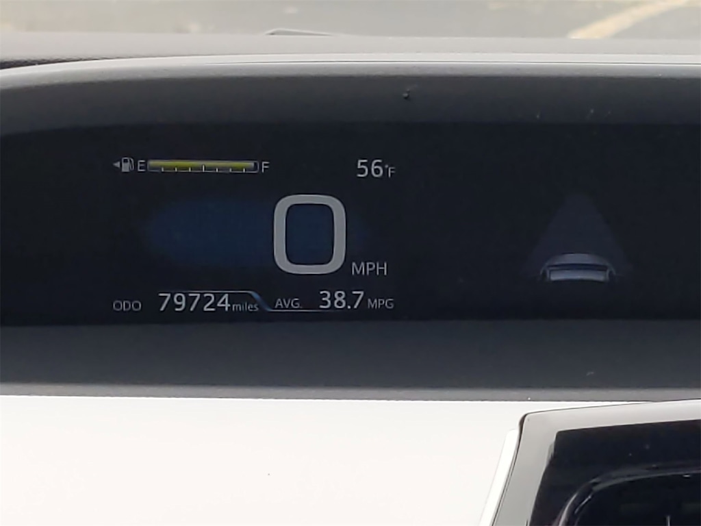2017 Toyota Prius Four 17