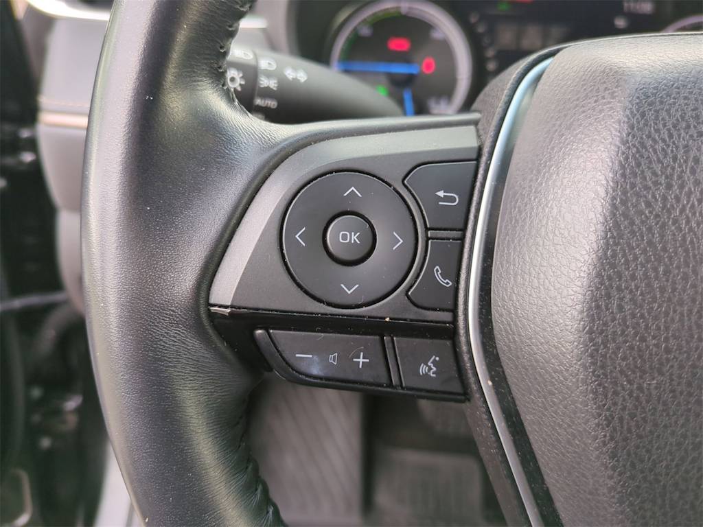 Thumbnail: 2022 Toyota Venza - 28