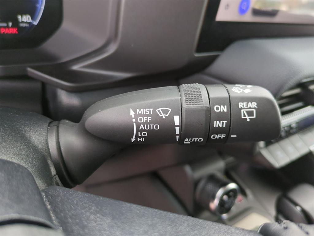 Thumbnail: 2025 Toyota Land Cruiser - 15