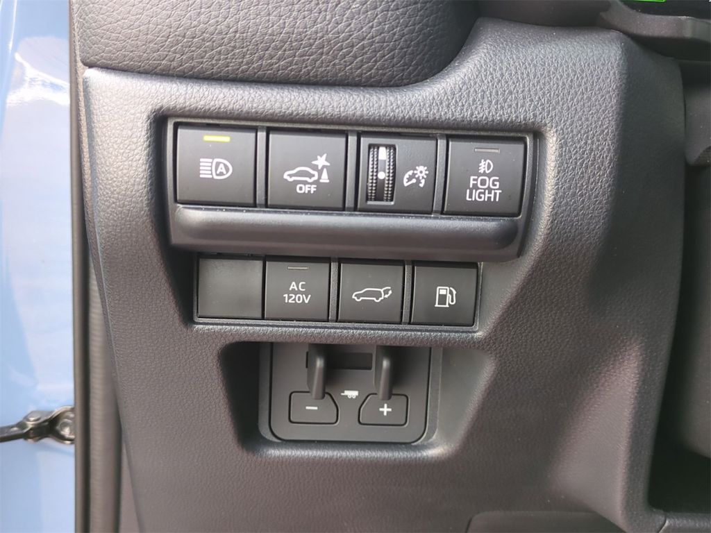 Thumbnail: 2025 Toyota Land Cruiser - 32