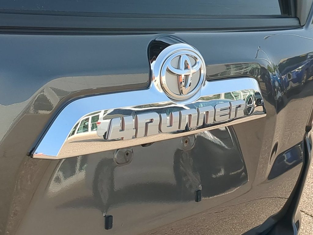 Thumbnail: 2023 Toyota 4Runner - 24