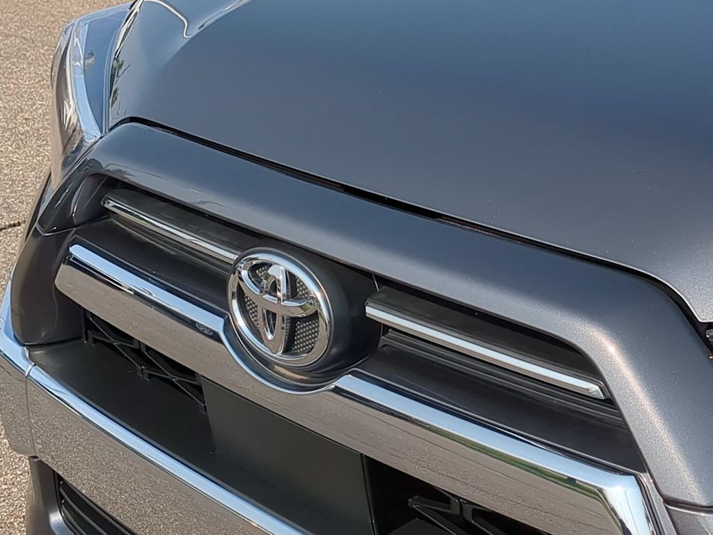Thumbnail: 2023 Toyota 4Runner - 7