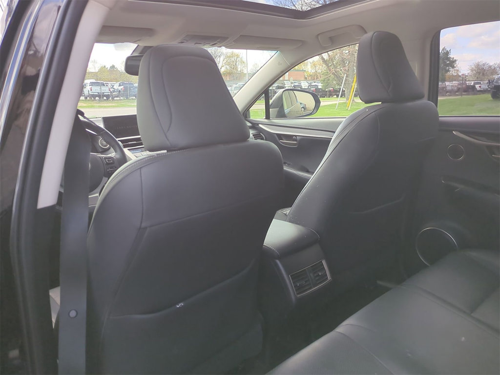 2015 Lexus NX 200t 11