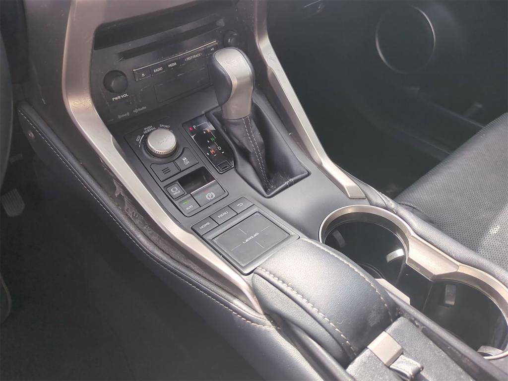 2015 Lexus NX 200t 16
