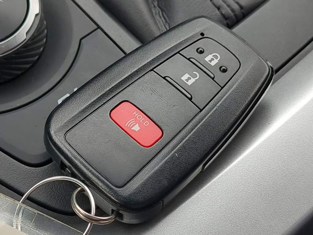 Thumbnail: 2024 Toyota RAV4 - 33