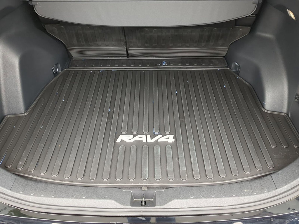 Thumbnail: 2024 Toyota RAV4 - 17