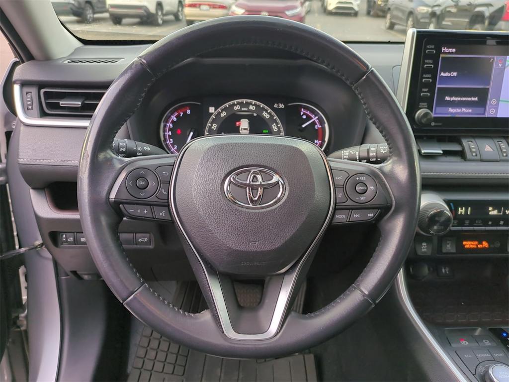 Thumbnail: 2019 Toyota RAV4 - 13