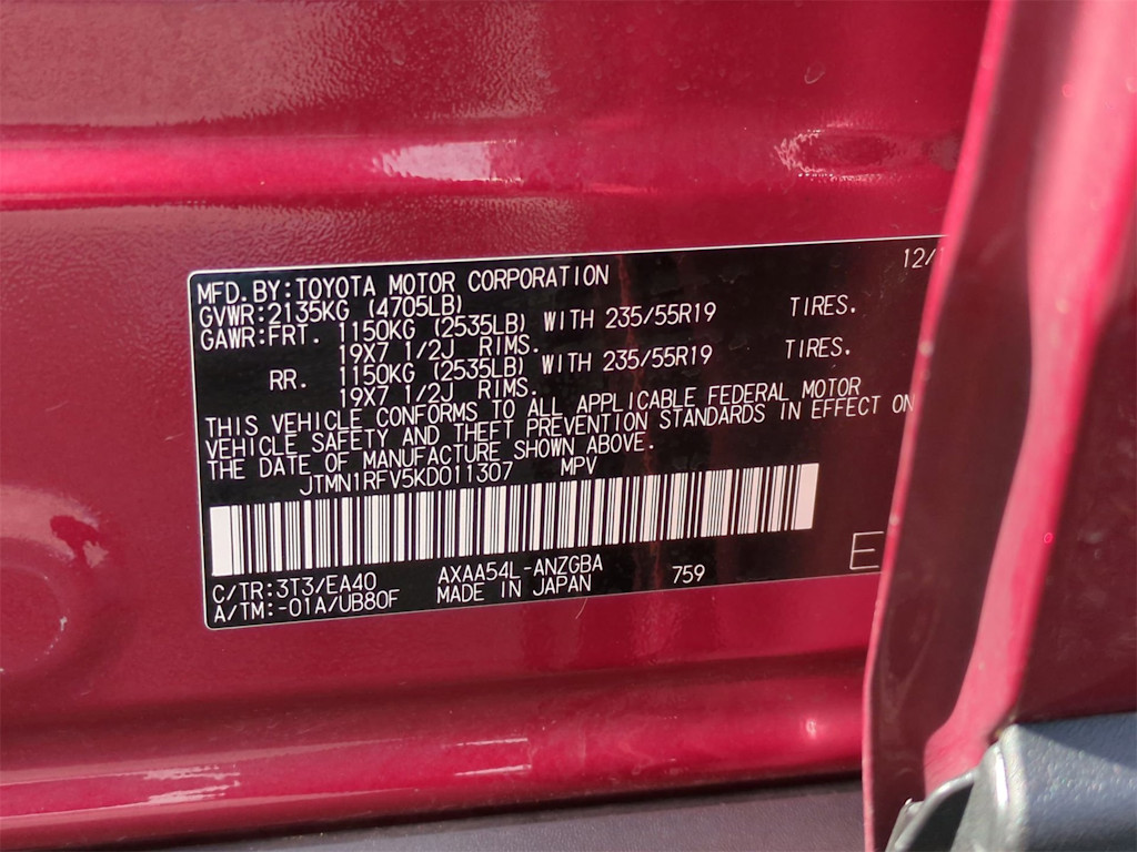 2019 Toyota RAV4 Limited 18