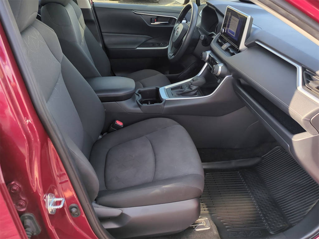 Thumbnail: 2023 Toyota RAV4 - 28