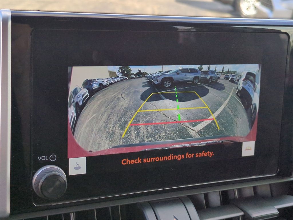 Thumbnail: 2023 Toyota RAV4 - 33