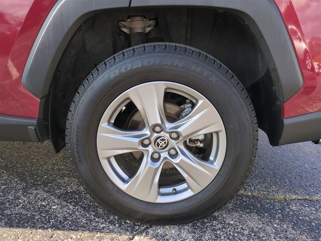 Thumbnail: 2023 Toyota RAV4 - 8