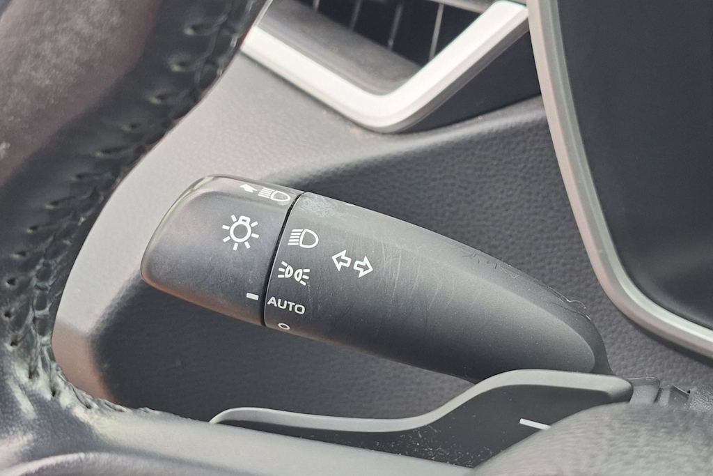 Thumbnail: 2019 Toyota Corolla - 16