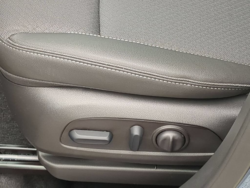 Thumbnail: 2026 Buick Encore GX - 25