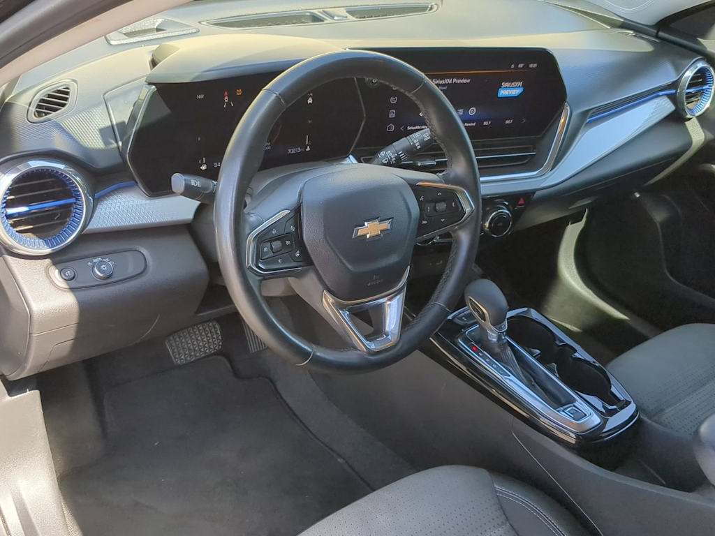 Thumbnail: 2025 Chevrolet Trax - 2