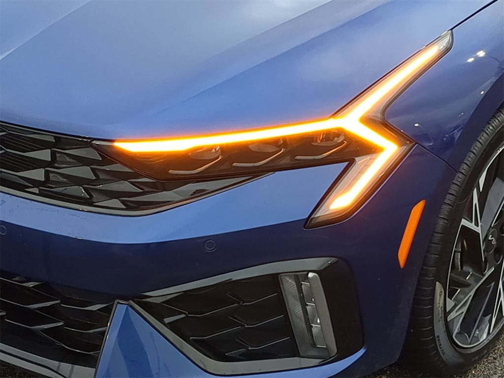 Thumbnail: 2025 Kia K5 - 23