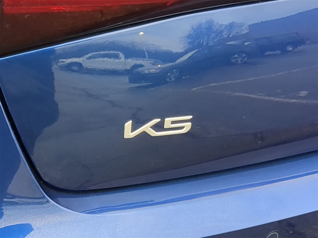 Thumbnail: 2025 Kia K5 - 24