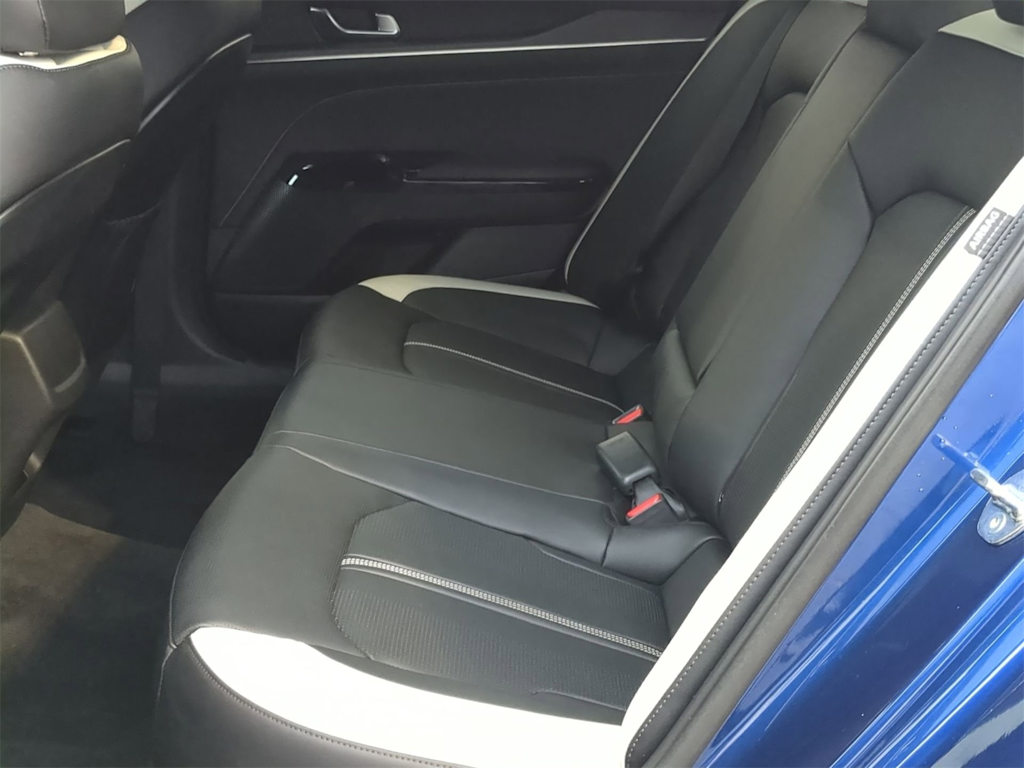 Thumbnail: 2025 Kia K5 - 26