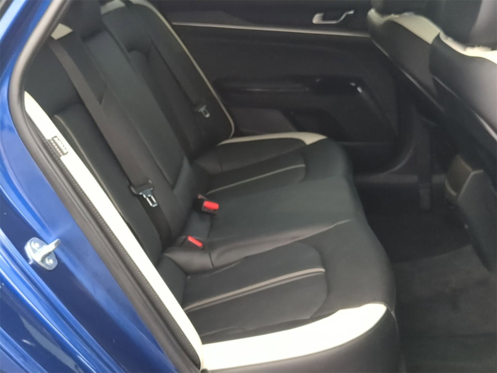 Thumbnail: 2025 Kia K5 - 27