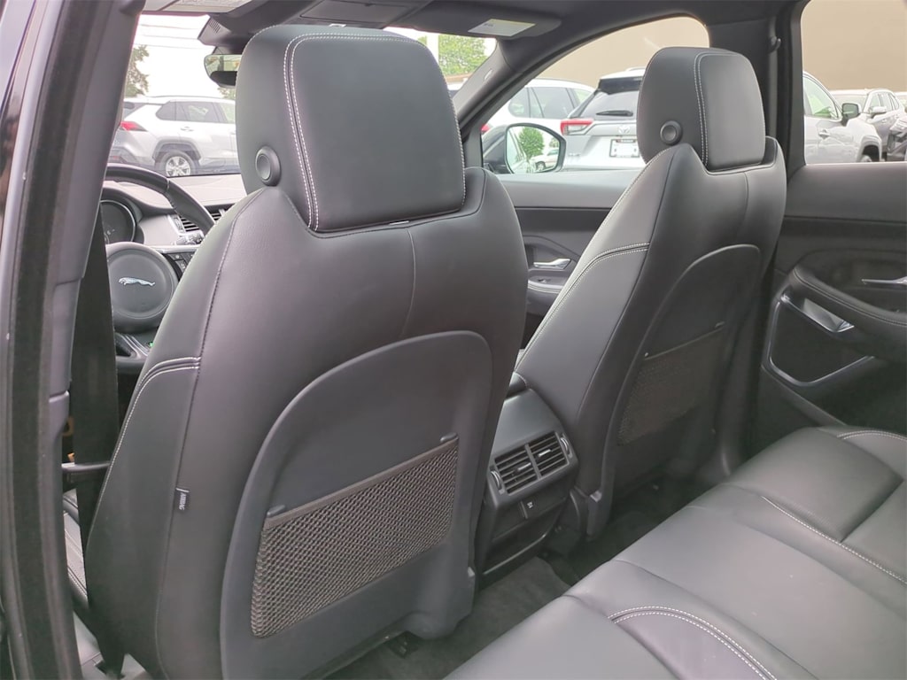 Thumbnail: 2018 Jaguar E-Pace - 12