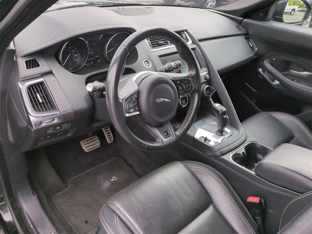 Thumbnail: 2018 Jaguar E-Pace - 2
