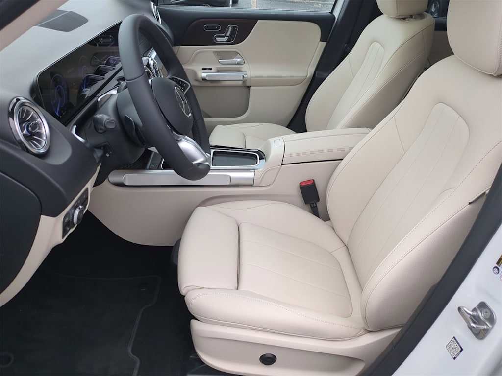 Thumbnail: 2025 Mercedes-Benz EQB - 10