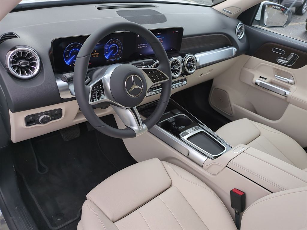 Thumbnail: 2025 Mercedes-Benz EQB - 2