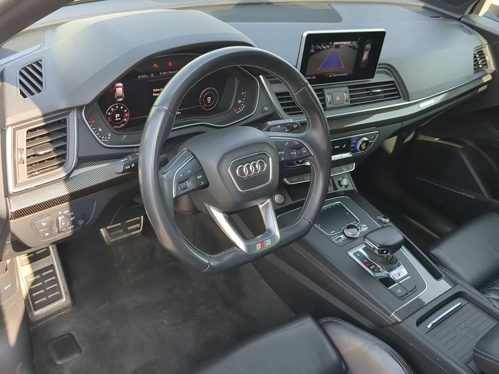 Thumbnail: 2020 Audi SQ5 - 2