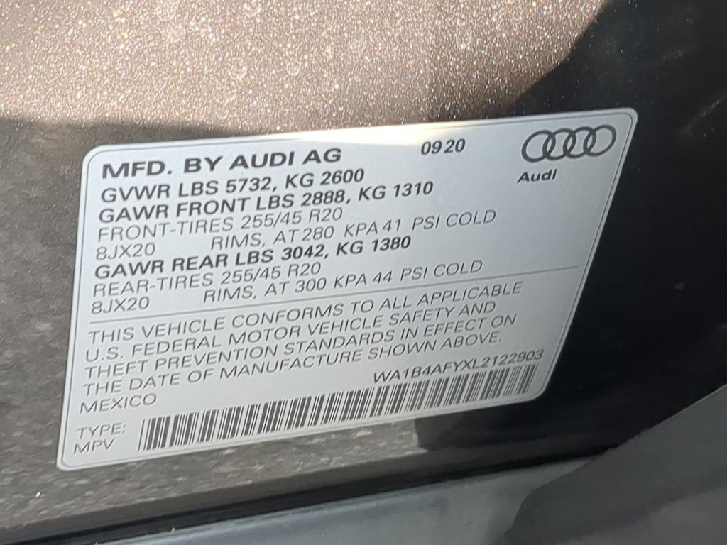 Thumbnail: 2020 Audi SQ5 - 17