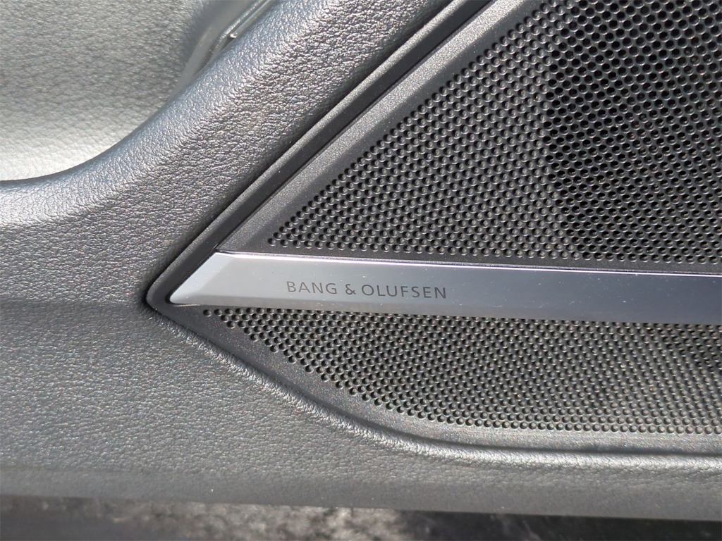 Thumbnail: 2020 Audi A8 - 36