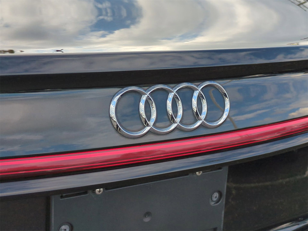 Thumbnail: 2020 Audi A8 - 6