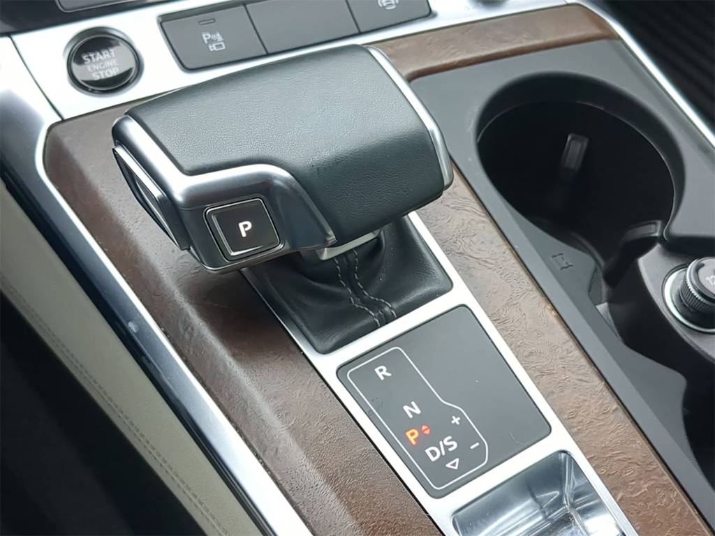 Thumbnail: 2021 Audi A6 - 42