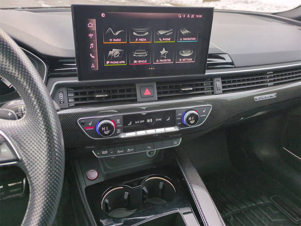 Thumbnail: 2022 Audi S5 - 14